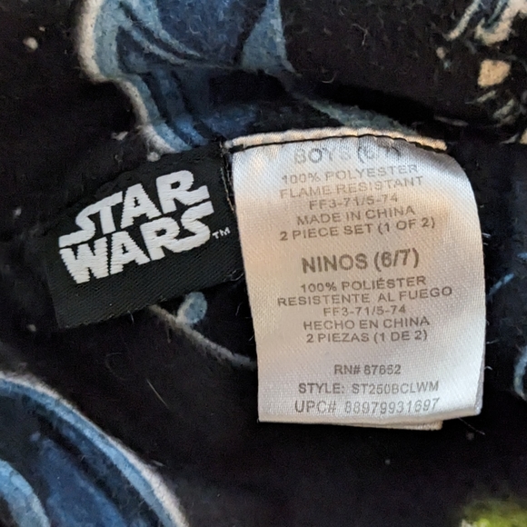 Vintage Star Wars Darth Vader Boys Pajama Set, size 6/7, Set,top & bottom - Picture 3 of 4